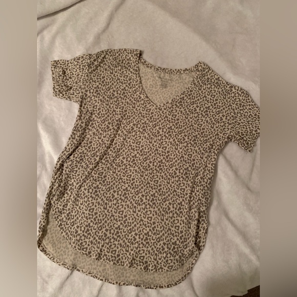 Brand: American Eagle Size: XS - Picture 1 of 2